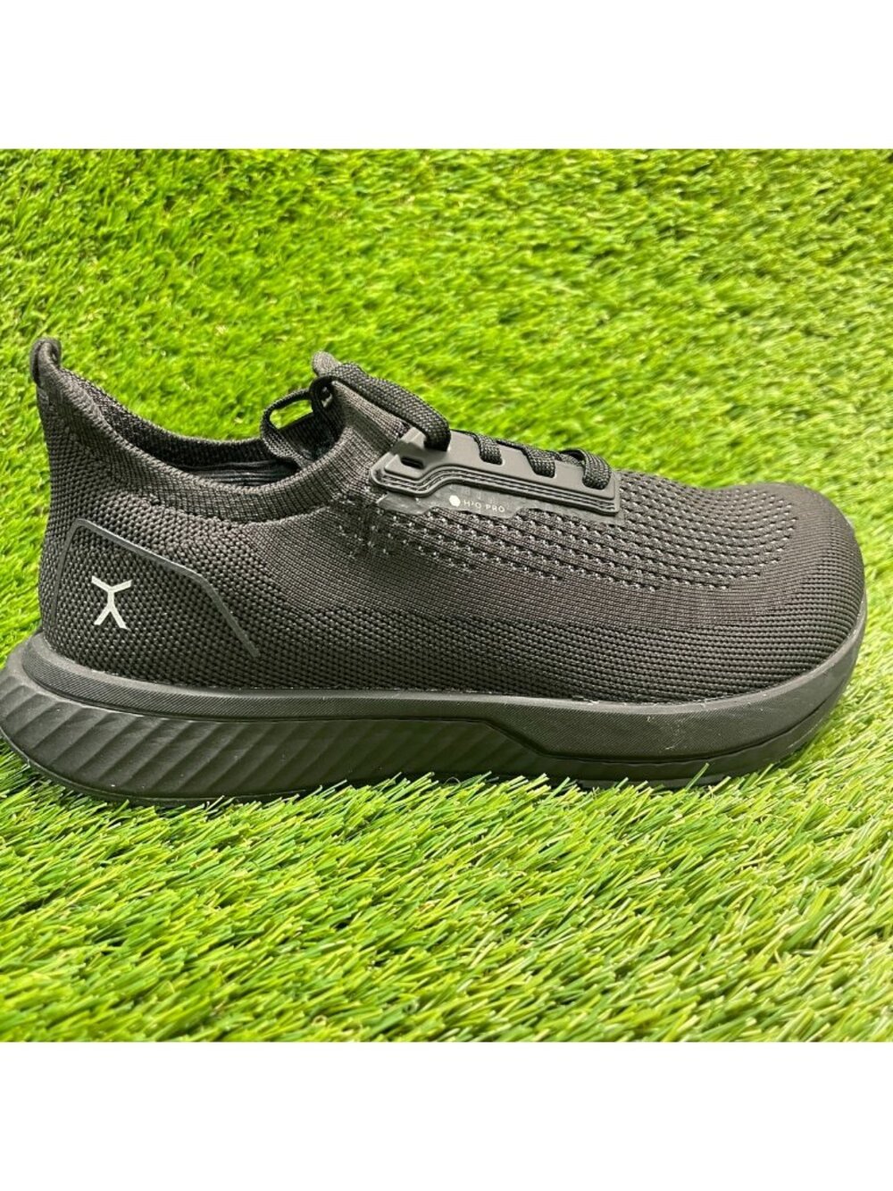 Flux Adapt Runner H2O Pro Black Womens Size 8 Athletic Knit Shoes Sneakers